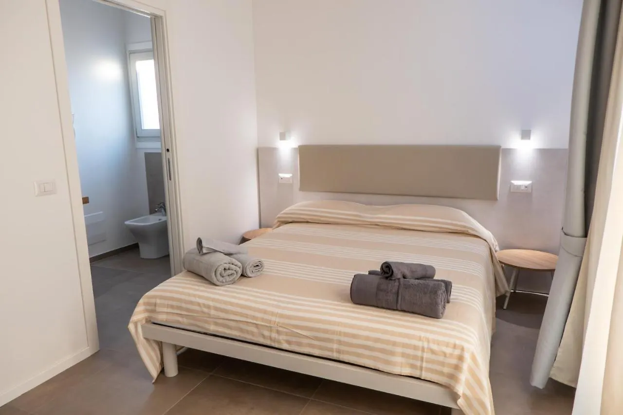 Villa Est San Teodoro  0*, San Teodoro (Sardinia) Italia