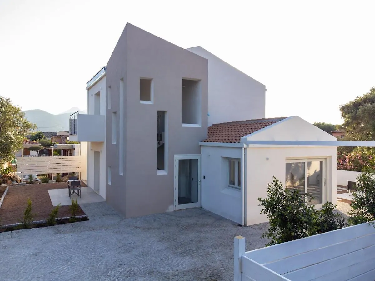Villa Est San Teodoro  San Teodoro (Sardinia)